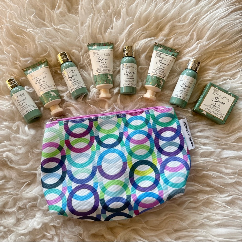 The Fuzzy Duck Spiced Pear fragranced Bath & Body Care 9pc Set*NEW